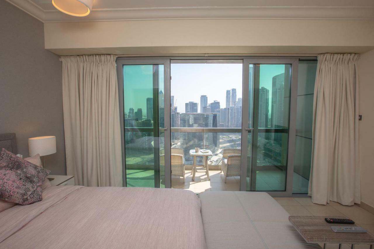 Апартаменты Prime Retreats - Downtown Дубай Экстерьер фото